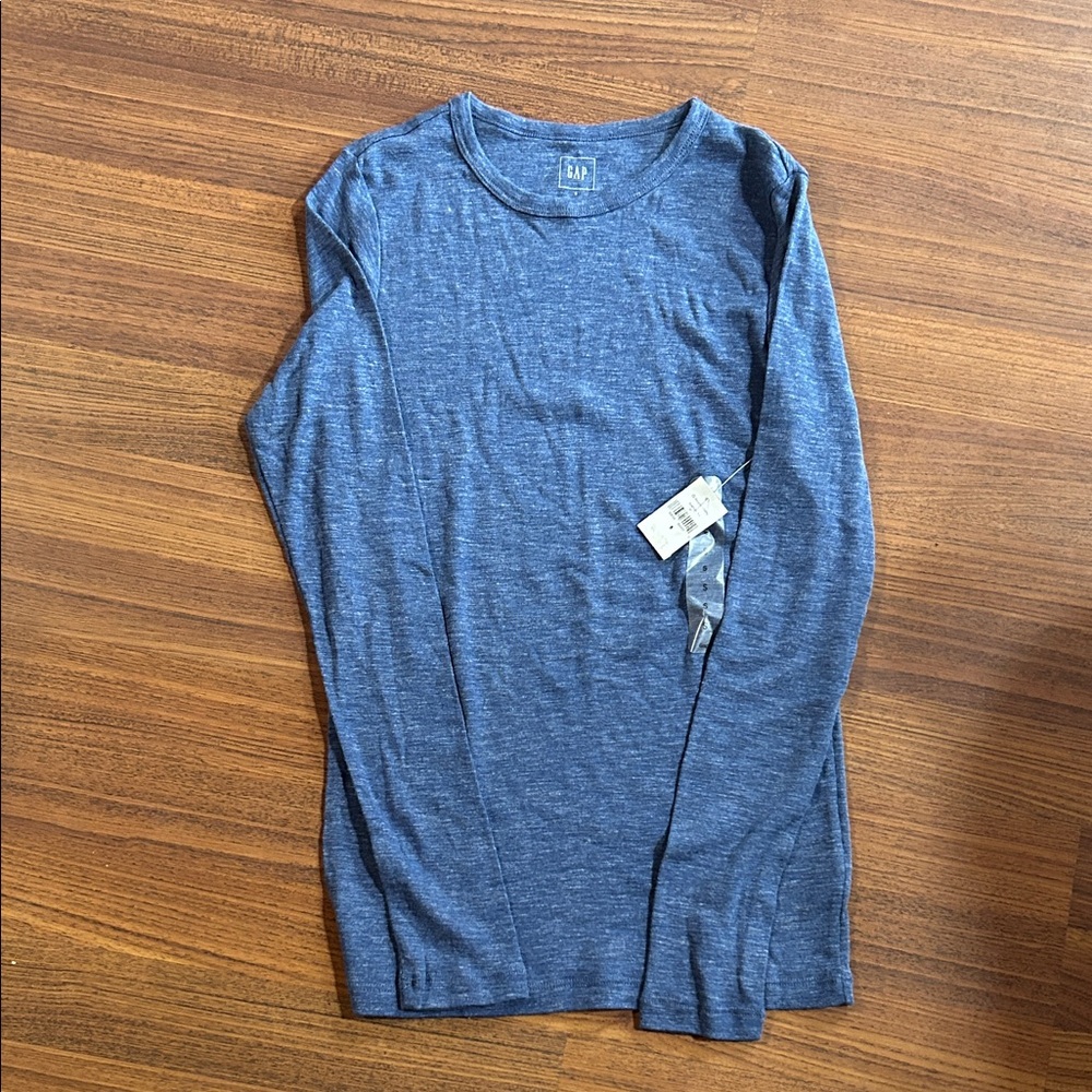 GAP Women’s Modern Tee Blue Long Sleeve Shirt